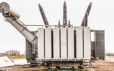 Which Applications Commonly Use a 10kV Oil Immersed Transformer?